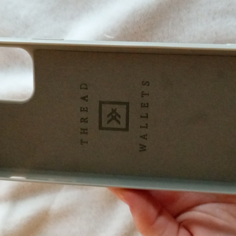 Thread Wallets Case - Picture 6 of 9